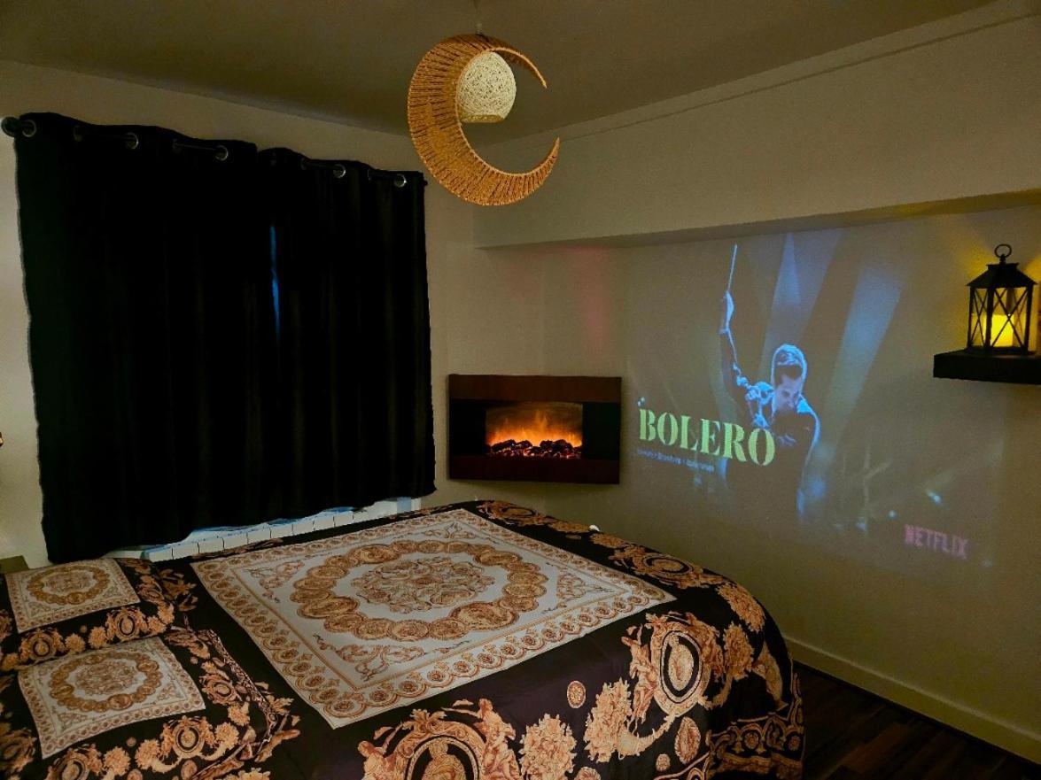 "Studio Cinema" أوكْسير المظهر الخارجي الصورة